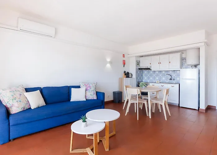 Sea View, With Pool, Ac And Tennis Court By Algarve Dream Holidays Apartment Albufeira