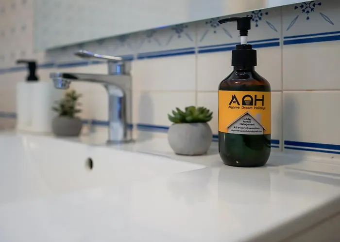 Apartment Sea View, With Pool, Ac And Tennis Court By Algarve Dream Holidays *